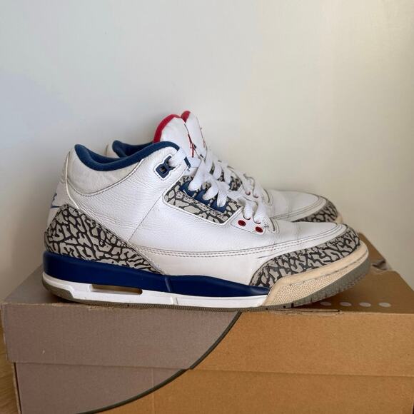 Nike Air Jordan 3 Retro ‘True Blue’ Kids Sneakers - SZ 7 Y- 8.5 W - Picture 4 of 13